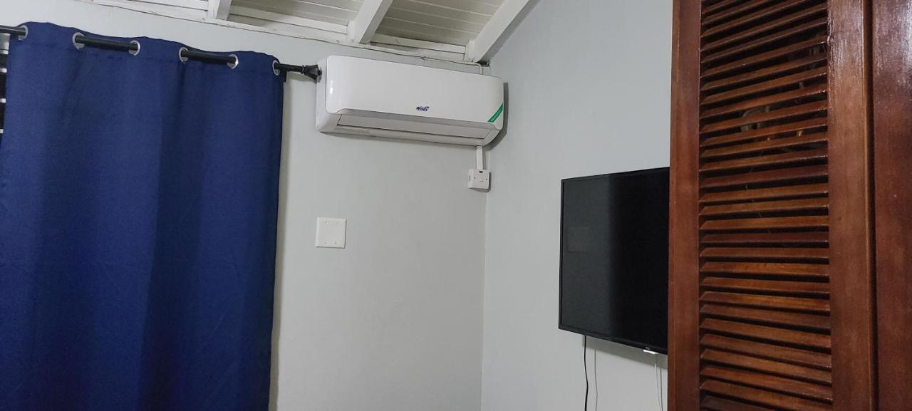 Apartment Cheerful 2 - Bedroom Townhouse With Free Parking In New *
